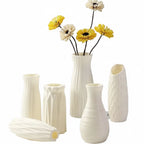 Plastic Modern  Small Flower Vase